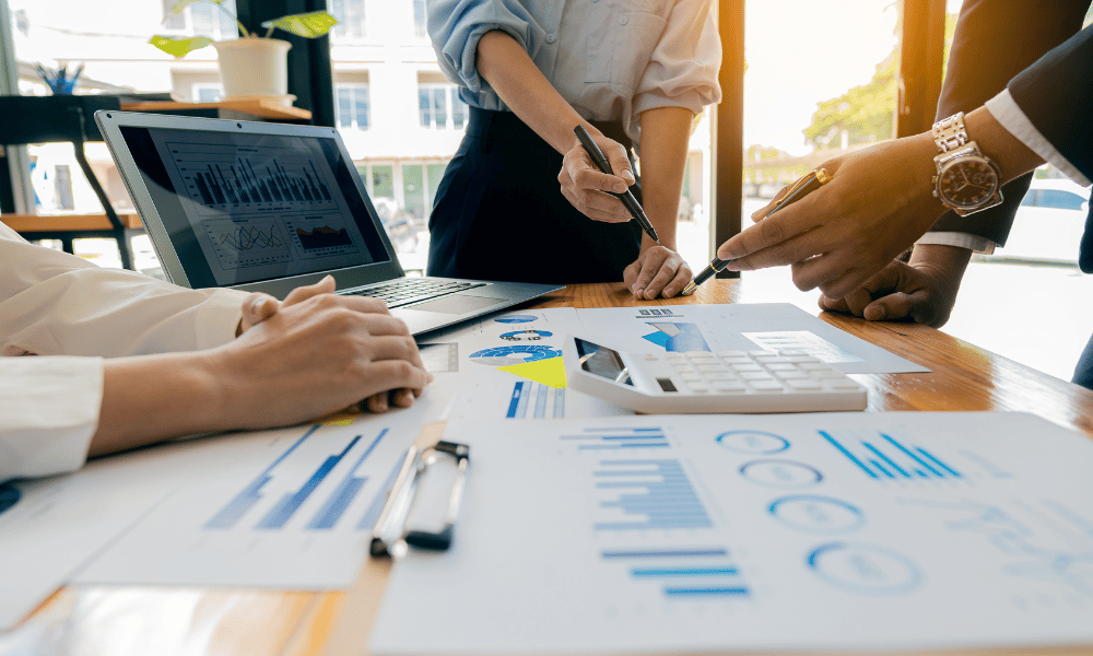 Loan factory bets on new talent and transparency to reshape mortgages