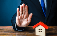 Waiting for lower mortgage rates is costing borrowers, broker warns